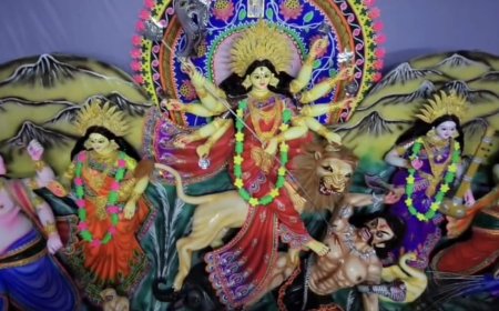 উৎসব আনন্দে ভরে উঠেছে কালিয়াকৈরের ১৩৯ মন্দির, শঙ্খধ্বনিতে মুখরিত চারপাশ