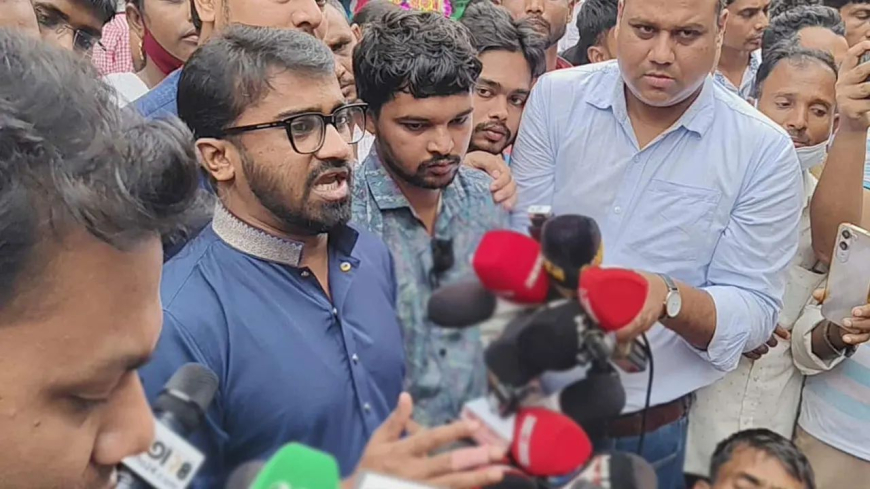 মস্তিষ্ক কাজ করছে না নুরের, বসতে-শুনতেও সমস্যা হচ্ছে : রাশেদ খান