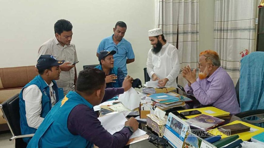 সিরাজগঞ্জ কলেজের অধ্যক্ষের বিরুদ্ধে অনিয়মের অভিযোগ, তদন্তে দুদক