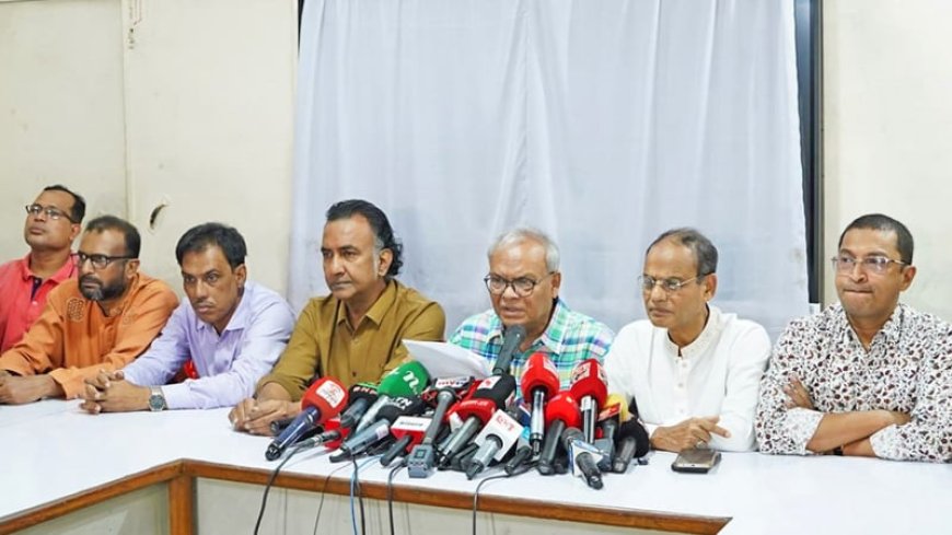 বিএনপি থেকে প্রার্থীদের সবুজ সংকেত দেয়ার তথ্য মিথ্যা : রিজভী