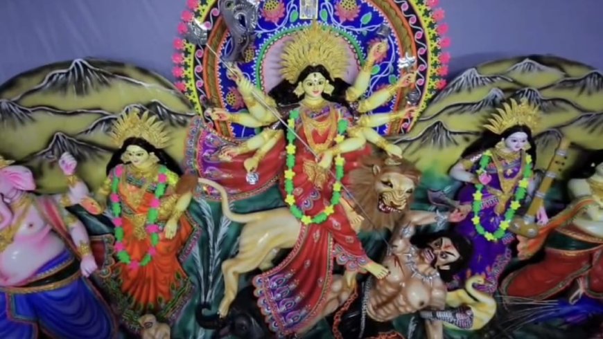 উৎসব আনন্দে ভরে উঠেছে কালিয়াকৈরের ১৩৯ মন্দির, শঙ্খধ্বনিতে মুখরিত চারপাশ