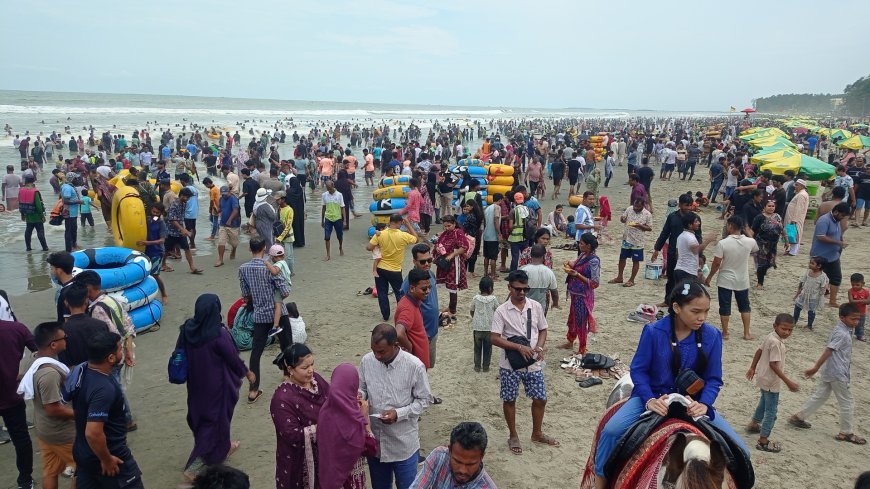পূজার ছুটিতে কক্সবাজারে আসবে ৭ লাখ পর্যটক