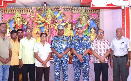 প্রতীমা বিসর্জনকে সামনে রেখে মোংলা উপকুলে নিরাপত্তা জোরদার করেছে কোস্টগার্ড
