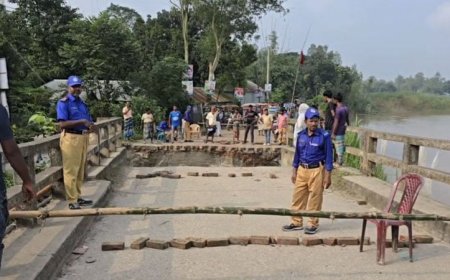 টাঙ্গাইলে সংযোগ সড়ক ধসে যোগাযোগ বিচ্ছিন্ন, লক্ষাধিক মানুষের দুর্ভোগ
