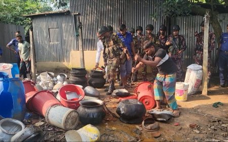 কালিয়াকৈরে যৌথ বাহিনীর অভিযানে ৭০ লিটার চোলাই মদ উদ্ধার