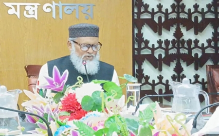 গত হজে ব্যয় না হওয়া ৩৭ কোটি ৯৪ লাখ টাকা ফেরত দেওয়া হবে : ধর্ম উপদেষ্টা