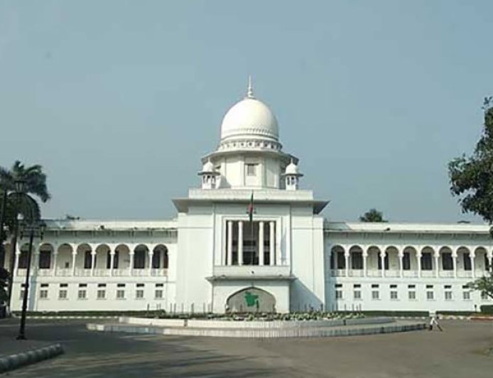 ৩ বিচারপতিকে শোকজ করেননি প্রধান বিচারপতি : সুপ্রিম কোর্ট