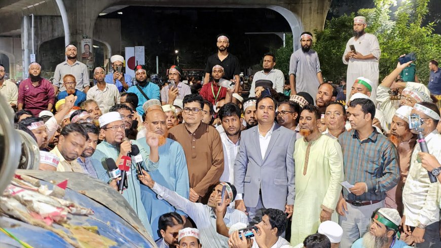 আগামীকাল দুপুর ১২টার মধ্যে প্রজ্ঞাপন না এলে ‘শাহবাগ ব্লকেড’ করবেন শিক্ষকরা