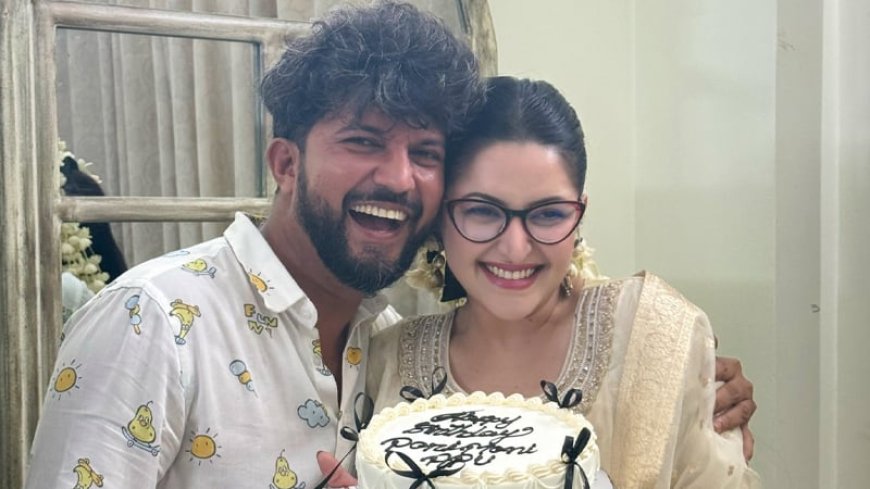 জন্মদিনের চার দিন আগেই কেক কাটলেন পরীমণি, সাথে কে এই যুবক ?