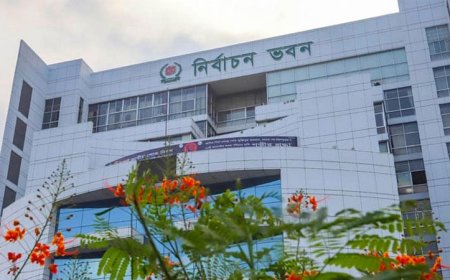 ত্রয়োদশ জাতীয় সংসদ নির্বাচনে সিসি ক্যামেরা থাকা ভোটকেন্দ্রের তালিকা তলব ইসির