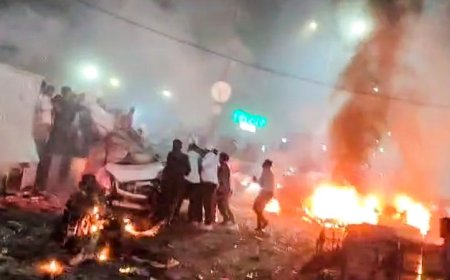 নয়াদিল্লির লালকেল্লার সামনে ভয়াবহ বিস্ফোরণে নিহত বেড়ে ১৩, ২৪ জন আহত