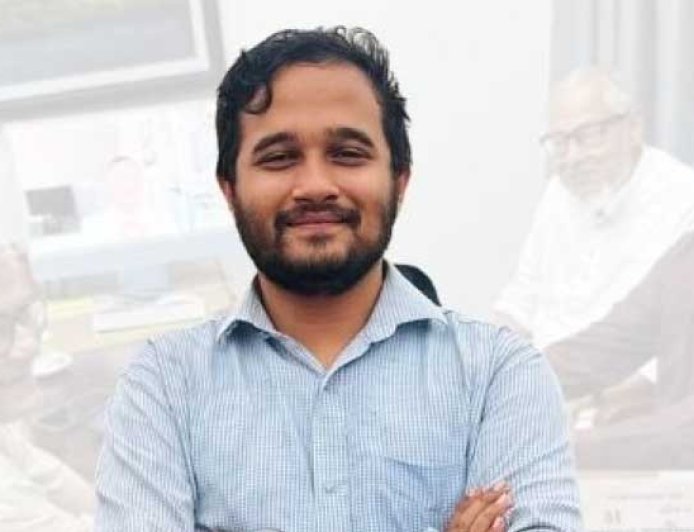 বিএনপিতে যোগ দেওয়া নিয়ে যা বললেন শহীদ মুগ্ধের ভাই মীর স্নিগ্ধ