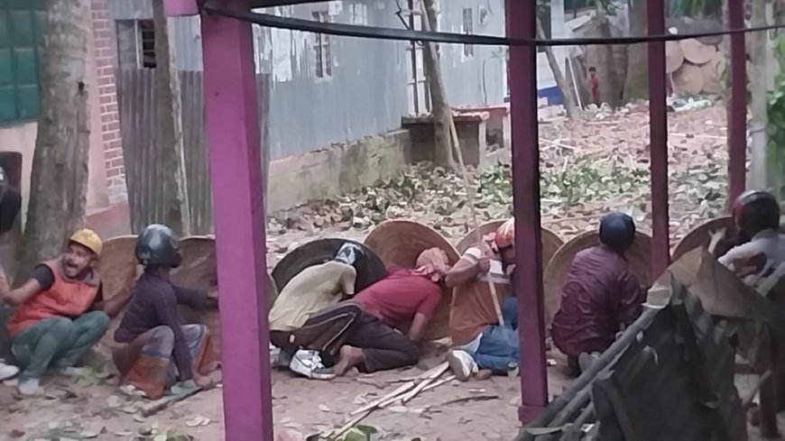 ফরিদপুরে হেলমেট পরে দুই গ্রামবাসীর সংঘর্ষ, আহত ৬০