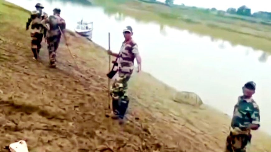 জকিগঞ্জ সীমান্তে ঢুকে বাঁশের খুঁটি উপড়ে ফেলল বিএসএফ, স্থানীয়দের প্রতিবাদ