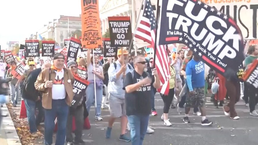 ট্রাম্পের ২য় মেয়াদে নির্বাচিত হওয়ার বর্ষপূর্তিতে ওয়াশিংটন ডিসিতে বিক্ষোভ