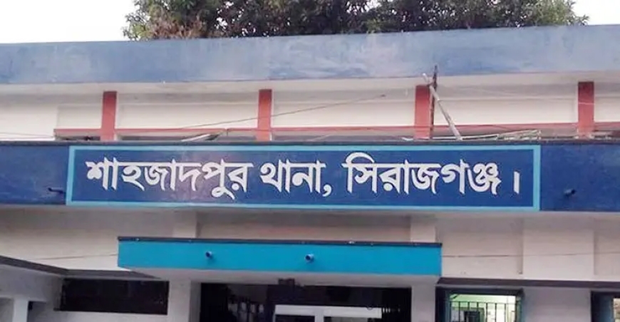 শাহজাদপুরে আওয়ামী লীগের মিছিলের প্রস্তুতিকালে তিনজন আটক