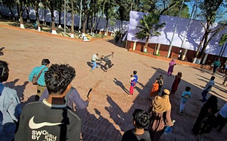 বুদ্ধিজীবী স্মৃতিসৌধে সাংবাদিকের ওপর স্বেচ্ছাসেবক দলের হামলা, আহত ৫