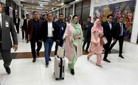 পরিবারসহ দেশে ফিরতে লন্ডনে গেলেন ডা. জুবাইদা রহমান