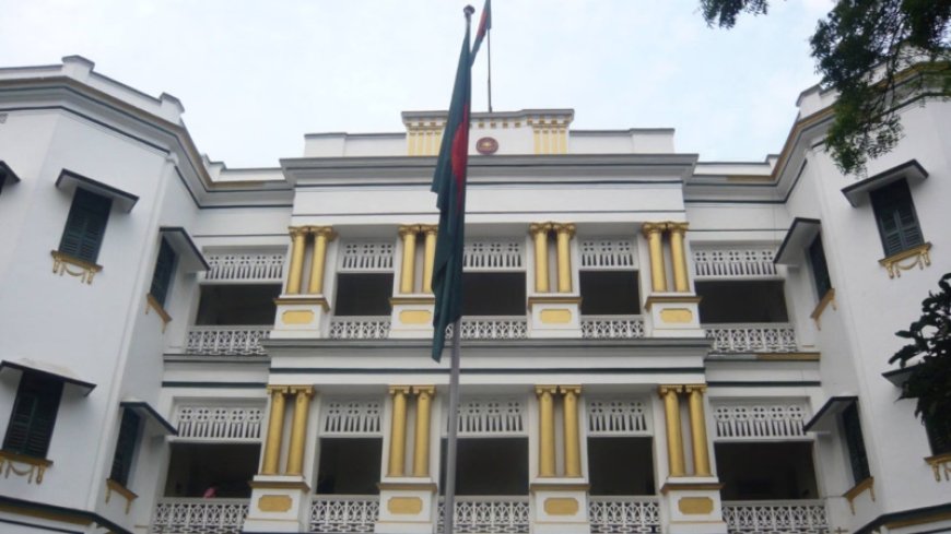 ৫ লাখ হিন্দু সন্ন্যাসী নিয়ে বাংলাদেশ দূতাবাস ঘেরাওয়ের হুমকি বিজেপি নেতার