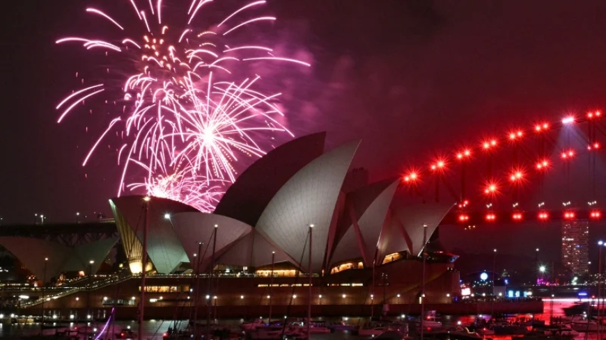 ইংরেজি নতুন বছর ২০২৬ বরণ করল যেসব দেশ