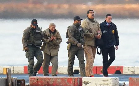 আদালতে নিজেদের নির্দোষ দাবি করলেন নিকোলাস মাদুরো ও তার স্ত্রী