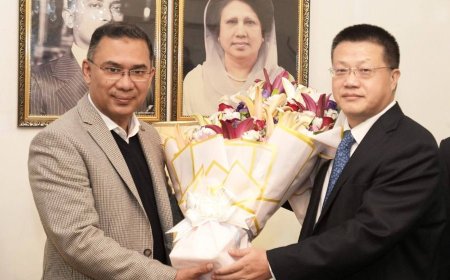 তারেক রহমানের সঙ্গে চীনা রাষ্ট্রদূতের সৌজন্য সাক্ষাৎ