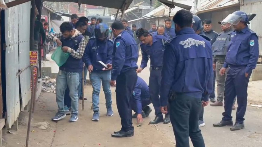 আ.লীগের দুই গ্রুপের নেতার সমর্থকদের মধ্যে সংঘর্ষ, ককটেল বিস্ফোরণ