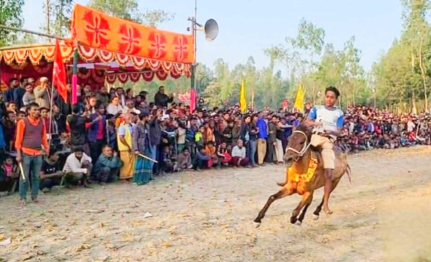 কুড়িগ্রামে ঐতিহ্যবাহী ঘোড়দৌড় প্রতিযোগিতা অনুষ্ঠিত, হাজার হাজার দর্শনার্থীদের ভিড়