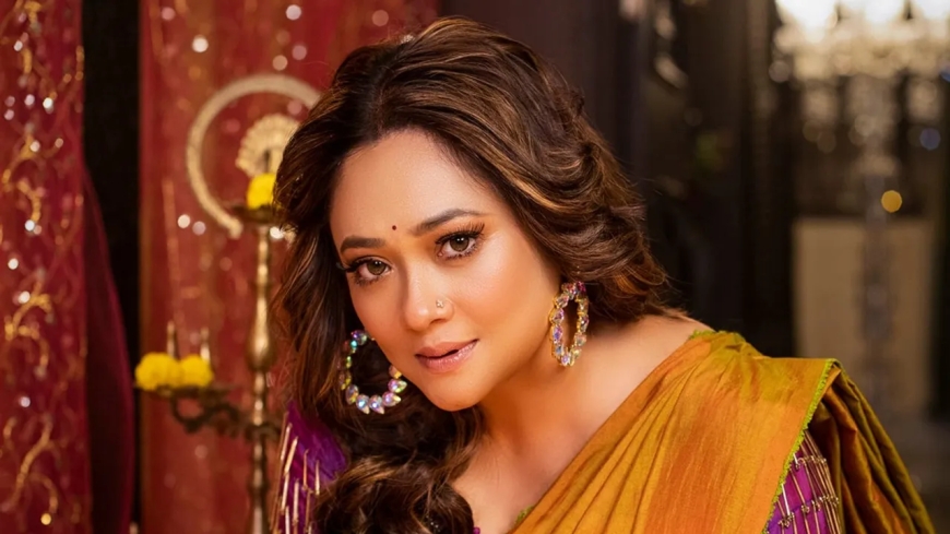 বিজেপিকে ইংরেজদের দালাল বলে আখ্যা দিলেন কলকাতার অভিনেত্রী