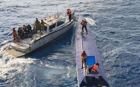 মেক্সিকো উপকূলে ৪ হাজার কেজি কোকেন নিয়ে সাবমেরিন আটক