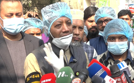 হাসপাতাল পরিষ্কারের মাধ্যমে এমপি আমির হামজার আনুষ্ঠানিকভাবে যাত্রা শুরু