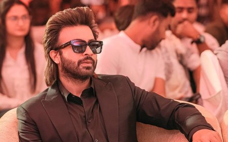 শাকিবের সিনেমায় পাকিস্তানি নায়িকার গুঞ্জন, মুখ খুললেন নির্মাতা