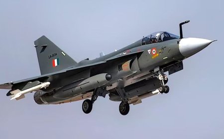 আবারও বিধ্বস্ত হয়েছে ভারতের যুদ্ধবিমান তেজাস