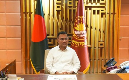 সশস্ত্র বাহিনী বিভাগে অফিস করলেন প্রধানমন্ত্রী