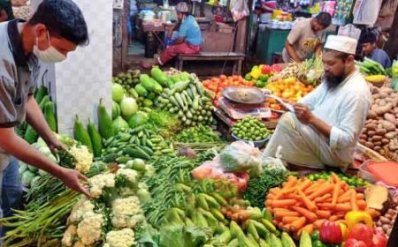 সপ্তাহের ব্যবধানে রাজশাহীর সবজির বাজারে খানিকটা স্বস্তি