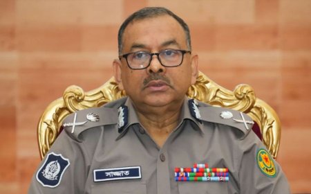 পদত্যাগ করলেন ডিএমপি কমিশনার সাজ্জাত আলী