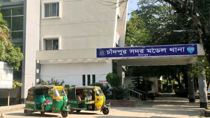 বিশৃঙ্খলা করায় নিজ দলীয় কর্মীদের পুলিশে সোপর্দ করলো নবনির্বাচিত এমপি