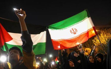 ইরানের ক্ষেপণাস্ত্র হামলার প্রশংসা হামাসের, দীর্ঘ সংঘাতের জন্য প্রস্তুত হিজবুল্লাহ